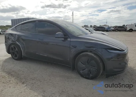 2026 Tesla Model Y z USA, uszkodzony, nr VIN 7SAYGDED5TA416150